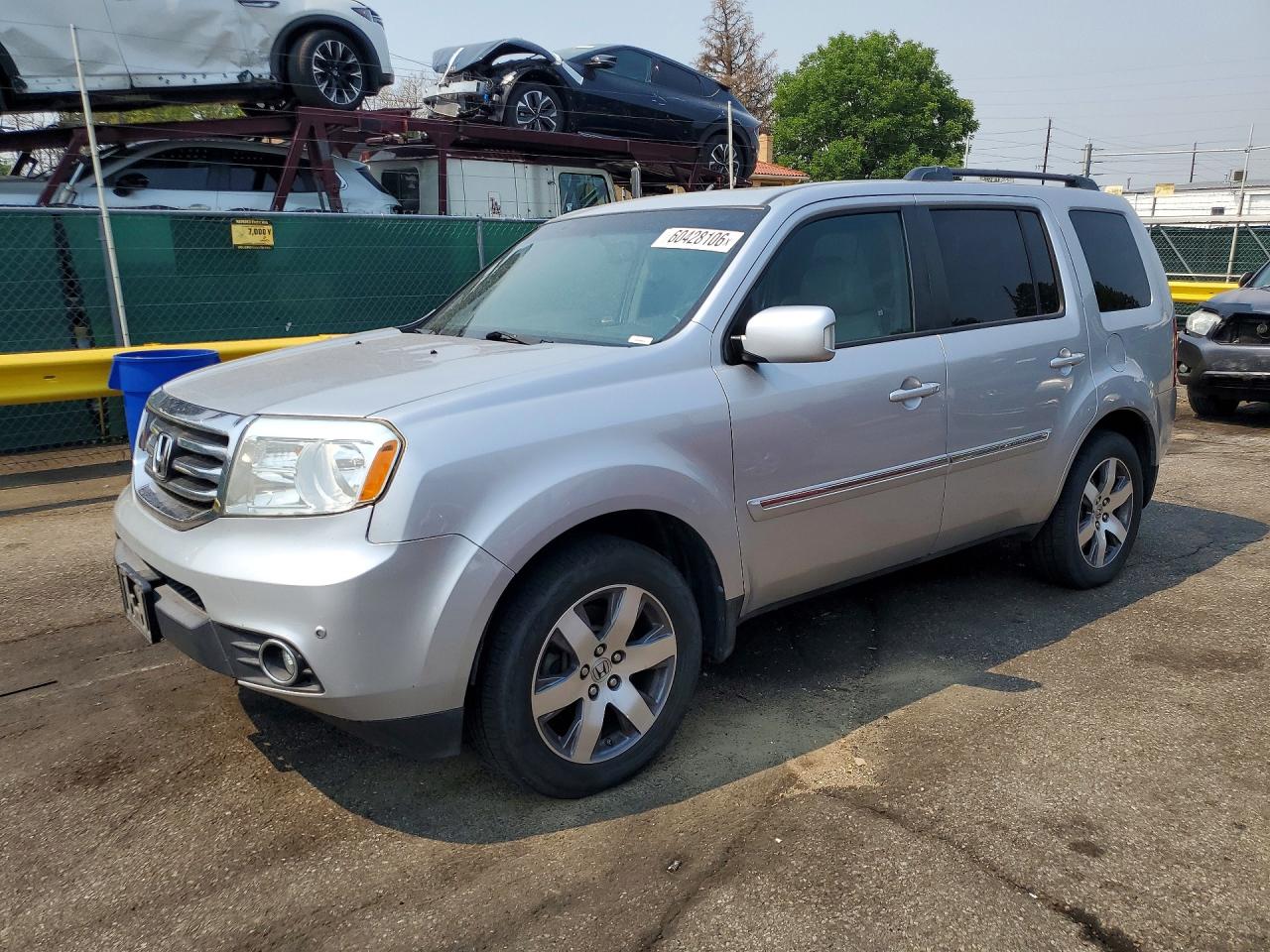 2013 Honda Pilot Touring, VIN 5FNYF4H9XDB070592 — Minor dents and scratches