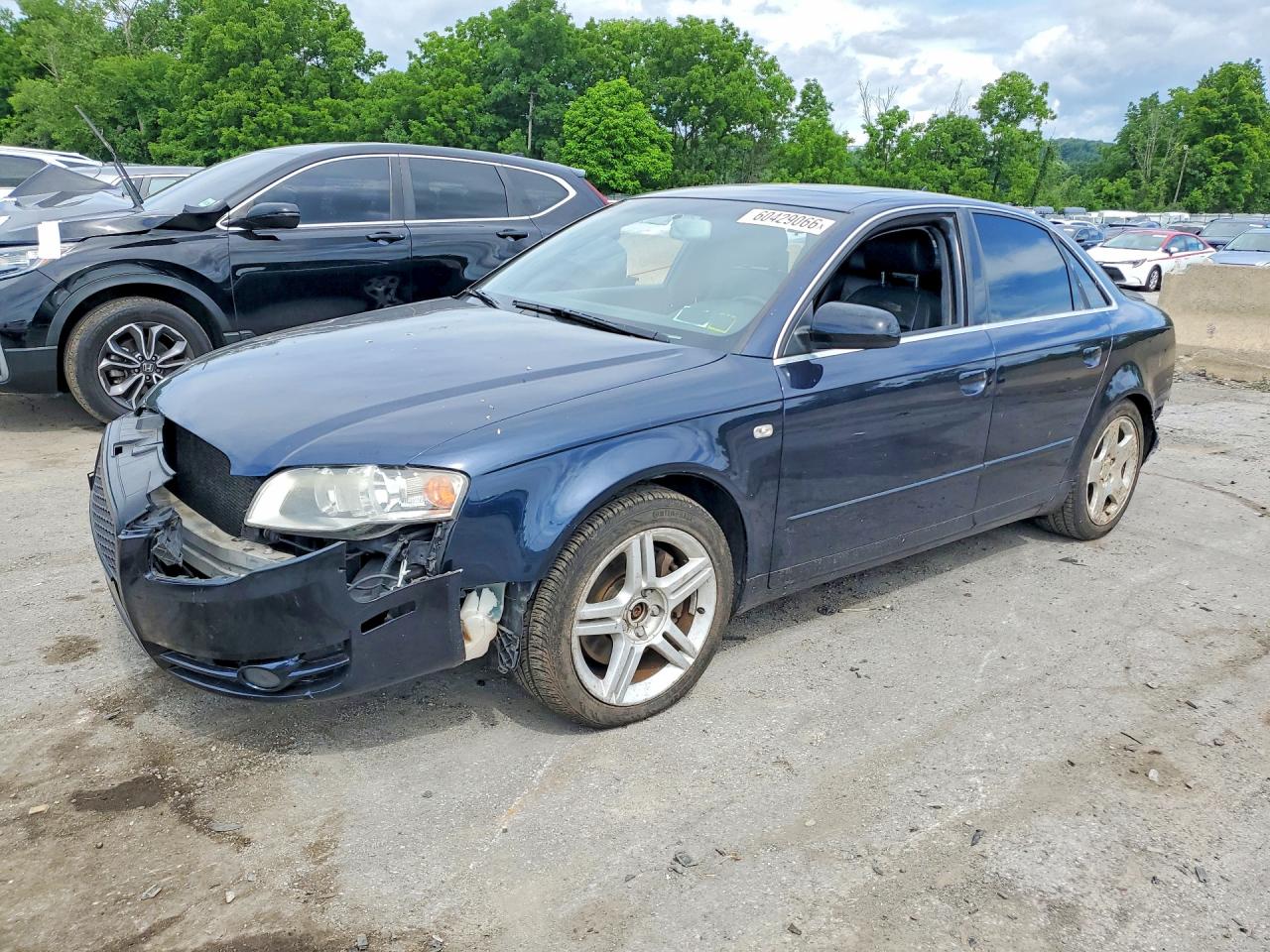 2007 Audi A4 2.0T, VIN WAUDF78E87A277456 — Перед