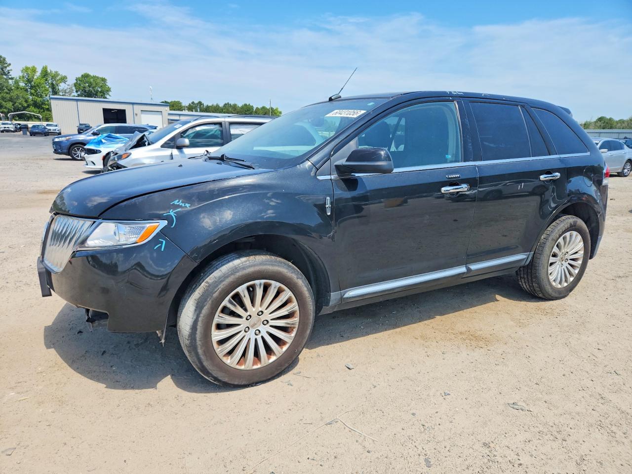 2012 Lincoln MKX, VIN 2LMDJ8JK2CBL10411 — Перед