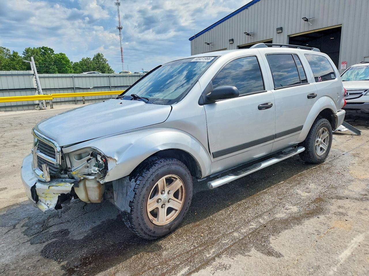 2006 Dodge Durango SLT, VIN 1D4HD48K46F174019 — Front end
