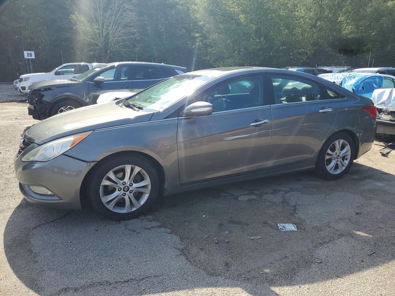 2011 Hyundai Sonata Limited, VIN 5NPEC4AC4BH078171 — Normal wear