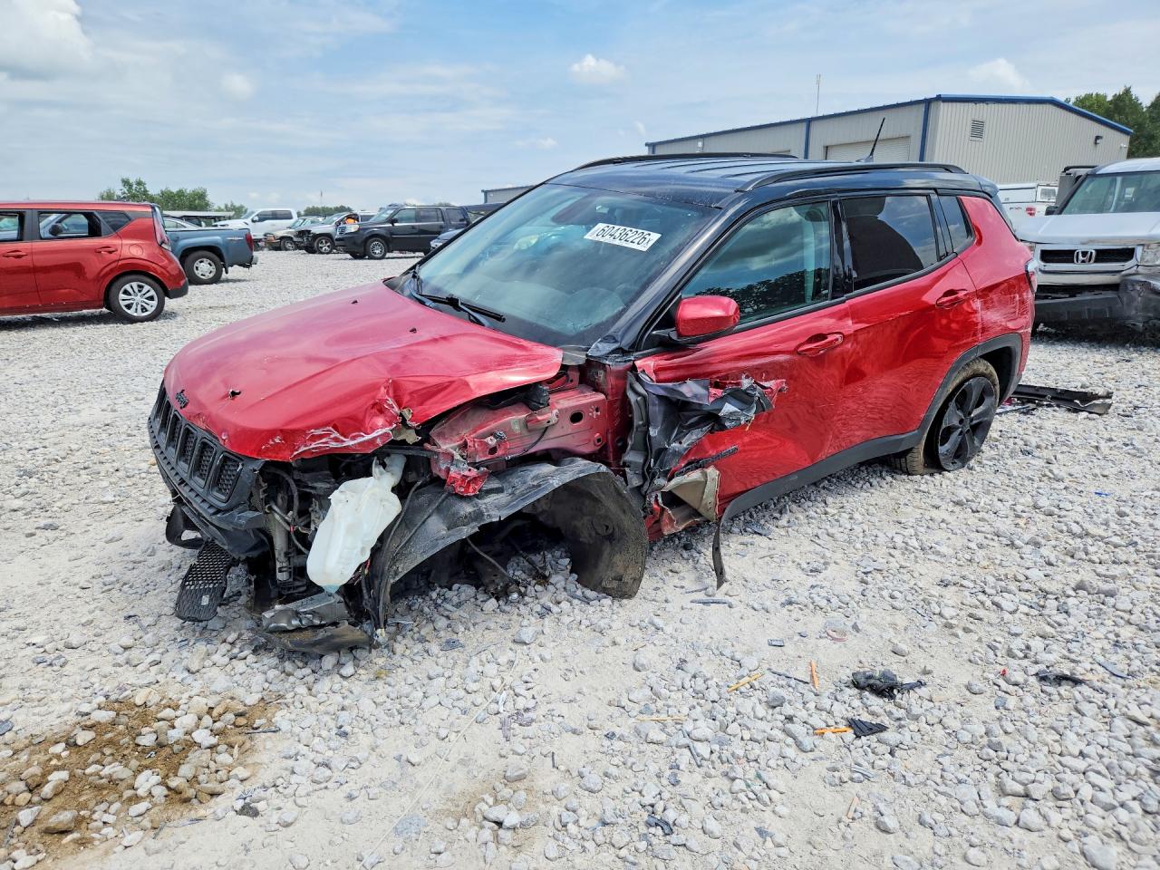 2020 Jeep Compass Latitude, VIN 3C4NJDBB1LT155415 — Front end