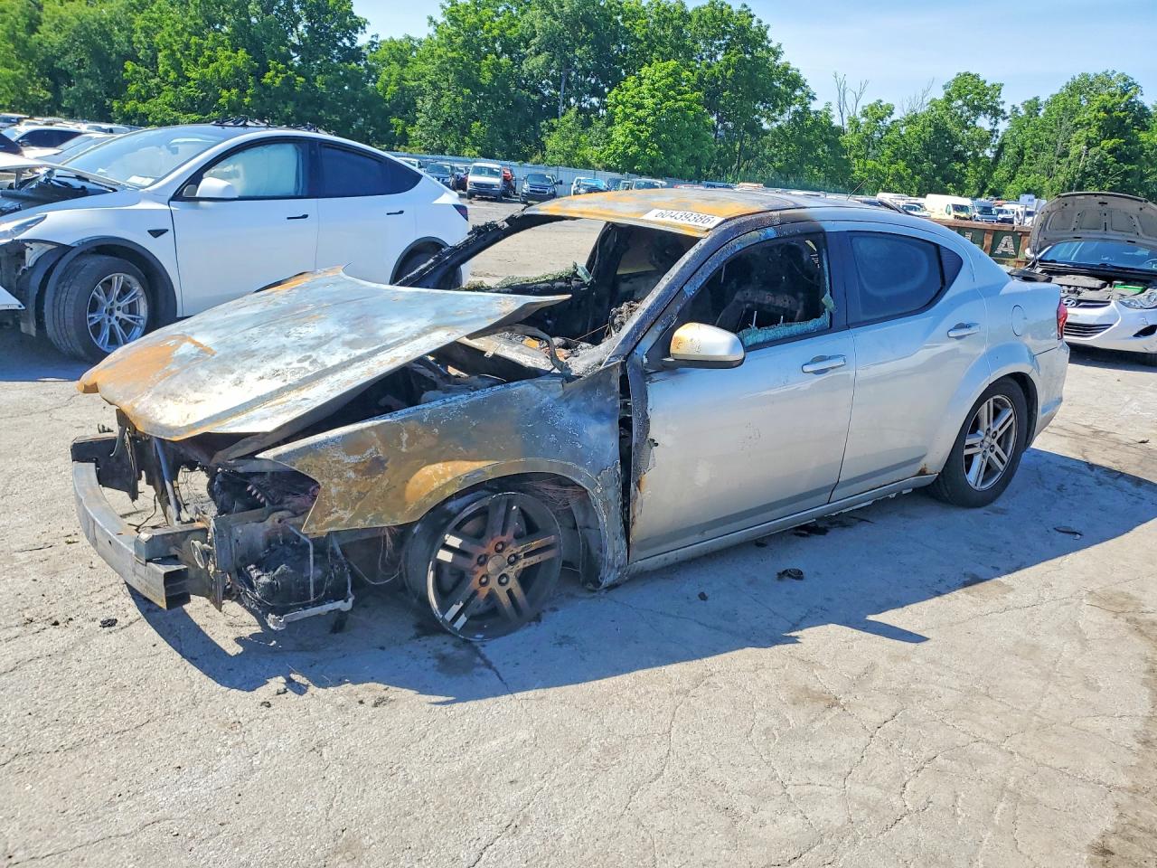 2012 Dodge Avenger SXT, VIN 1C3CDZCB1CN126205 — Burn