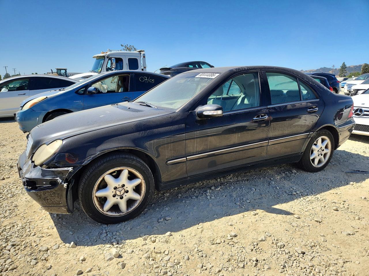 2003 Mercedes-Benz C 320, VIN WDBRF84J53F438620 — Перед