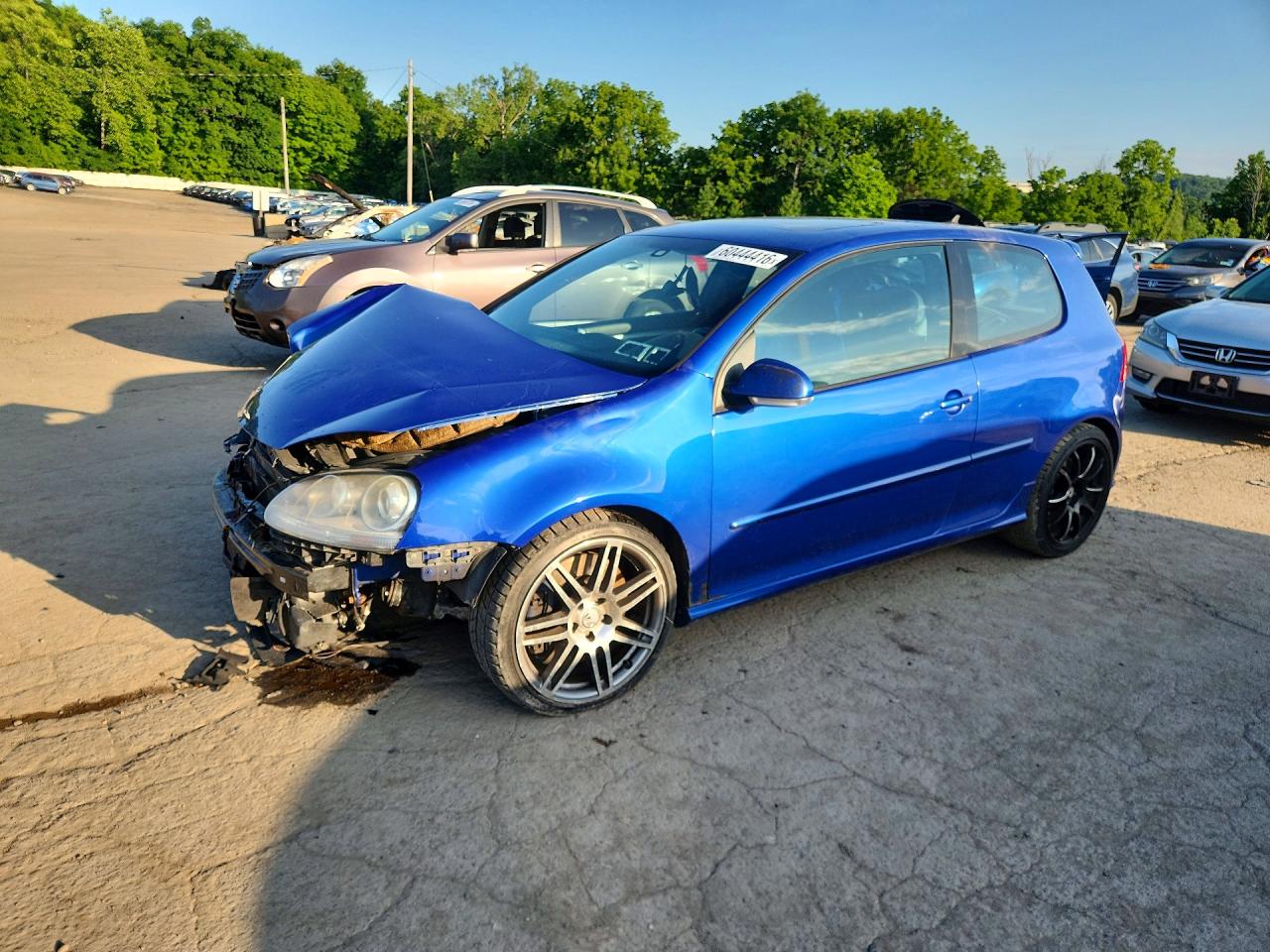 2008 Volkswagen R32, VIN WVWKC71K18W055767 — Front end