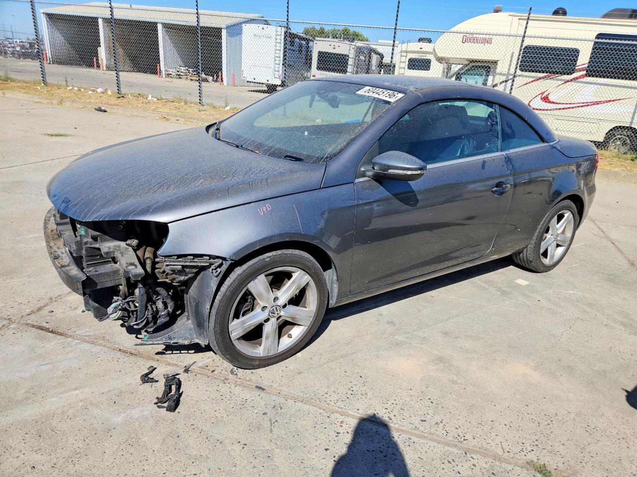 2012 Volkswagen Eos Executive, VIN WVWFW7AH2CV002829 — Front end