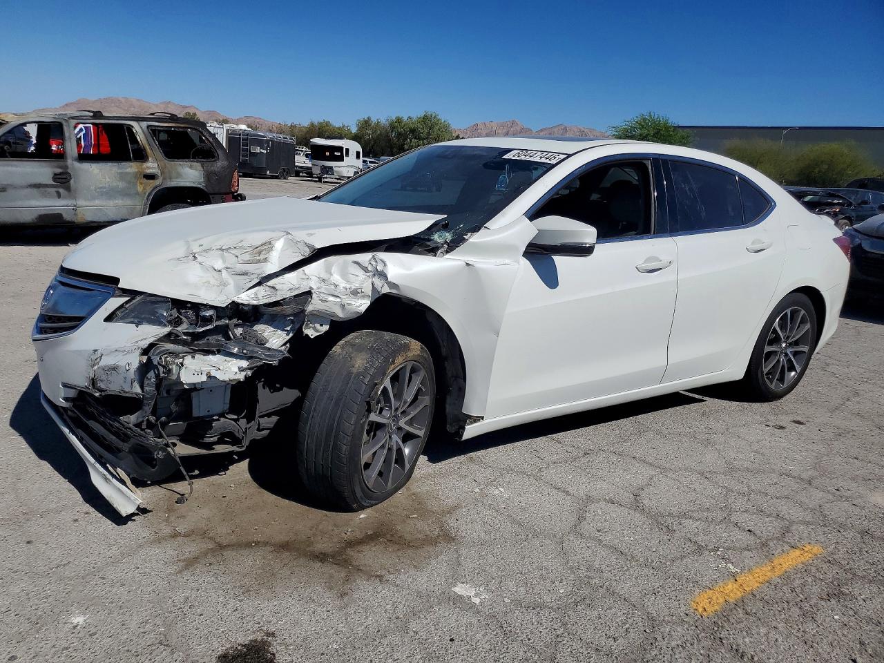 2015 Acura TLX Advance, VIN 19UUB2F77FA003560 — Перед