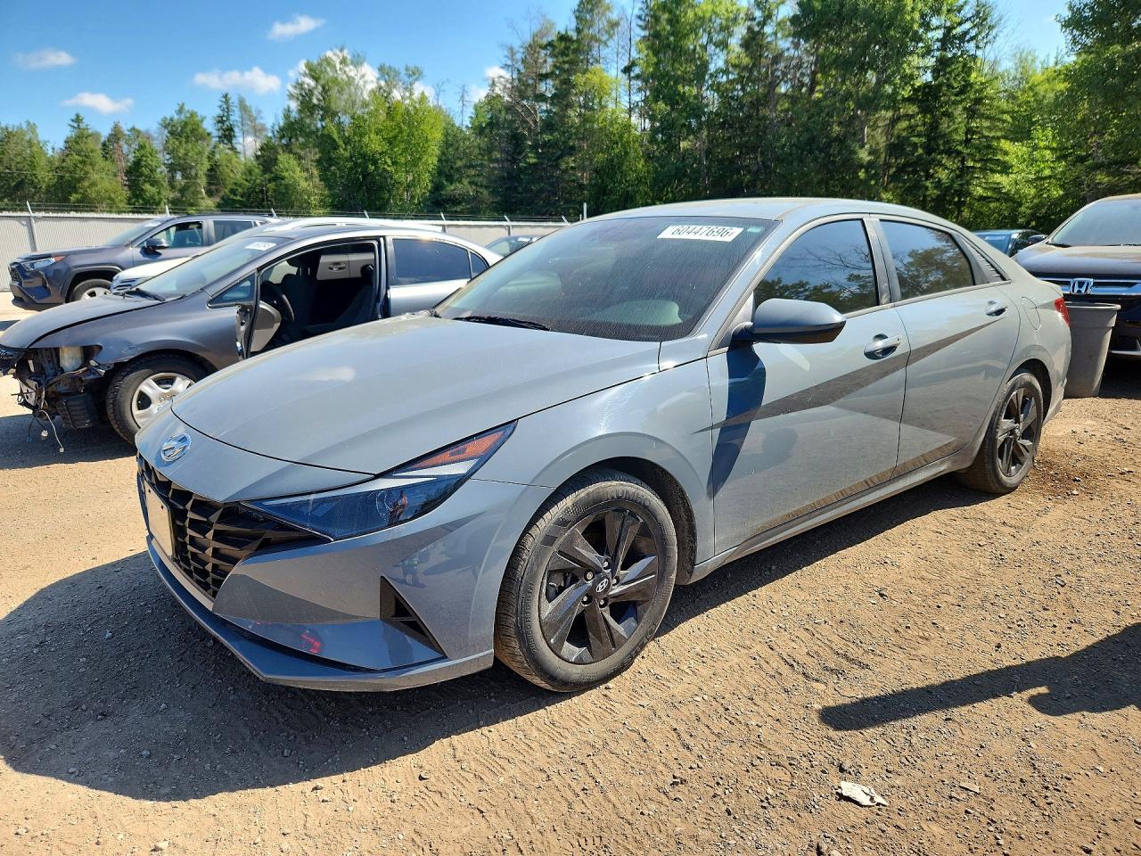 2022 Hyundai Elantra Blue, VIN KMHLM4AJ7NU019978 — Minor dents and scratches