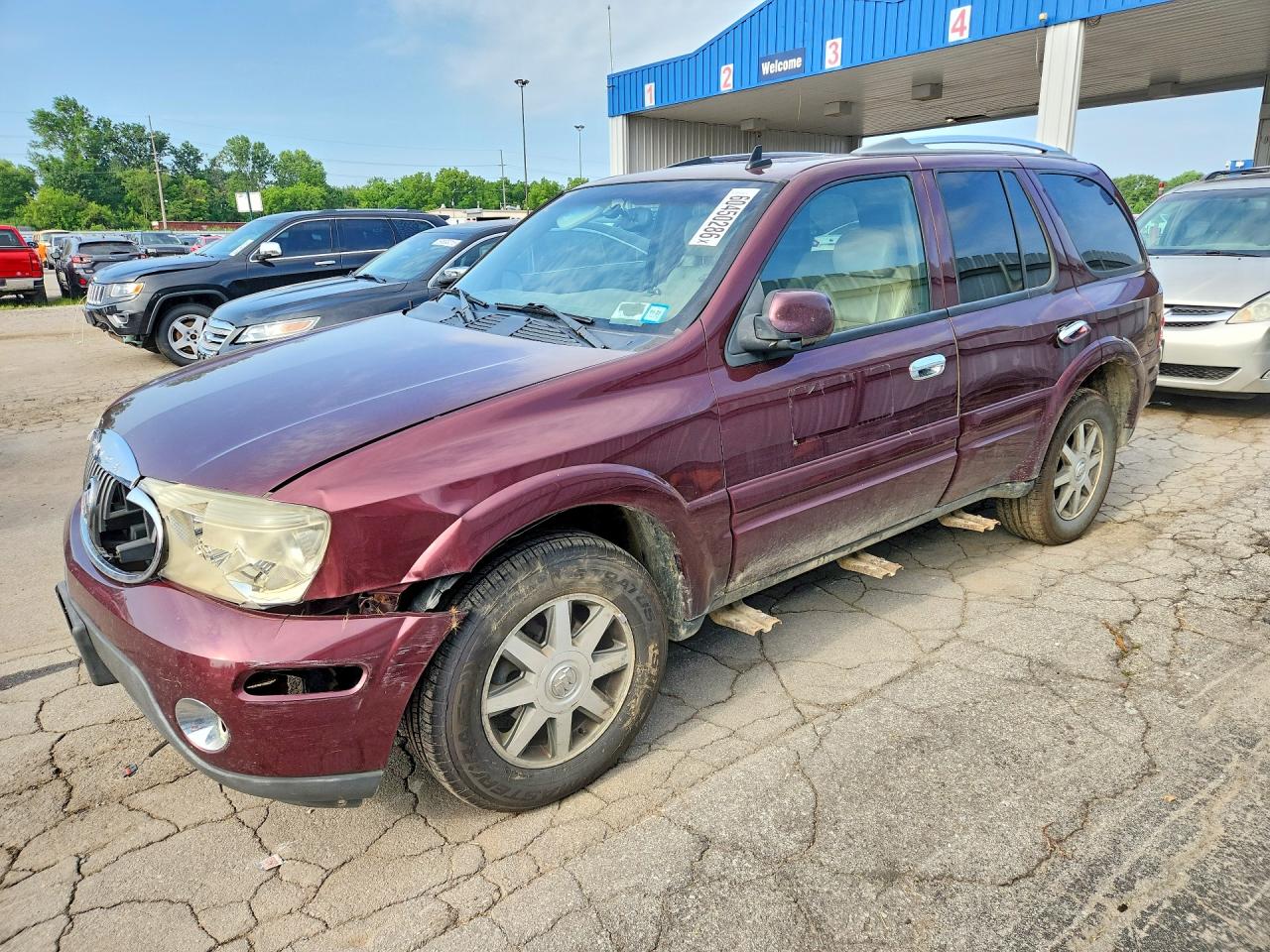 2006 Buick Rainier CXL, VIN 5GADT13S462162322 — Front end