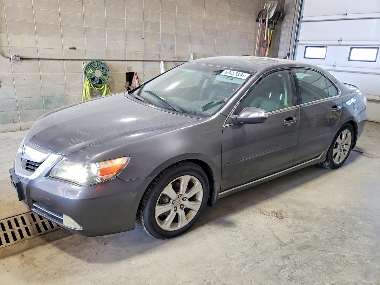 2010 Acura RL Technology, VIN JH4KB2F69AC001477 — Mechanical