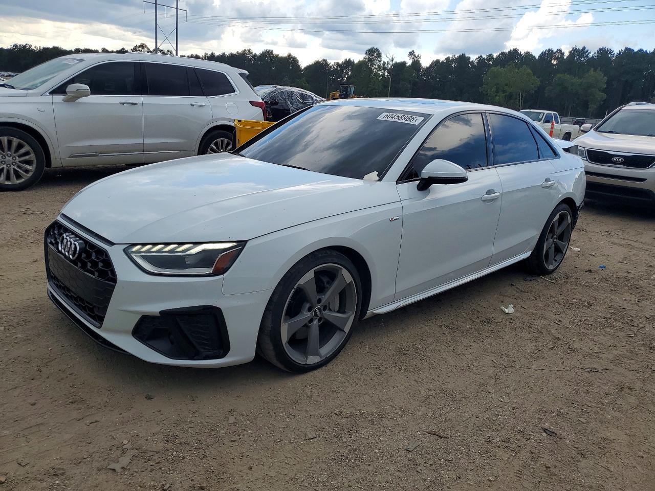2021 Audi A4 S line Premium Plus, VIN WAUEABF45MN003958 — Зад