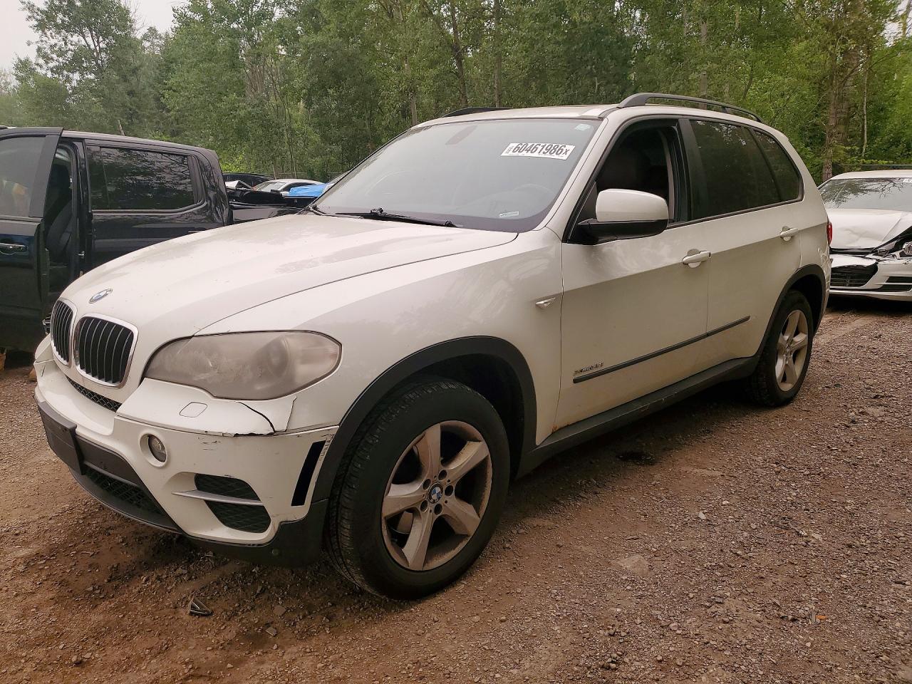 2012 BMW X5 35i, VIN 5UXZV4C5XCL745007 — Мелкие вмятины и царапины