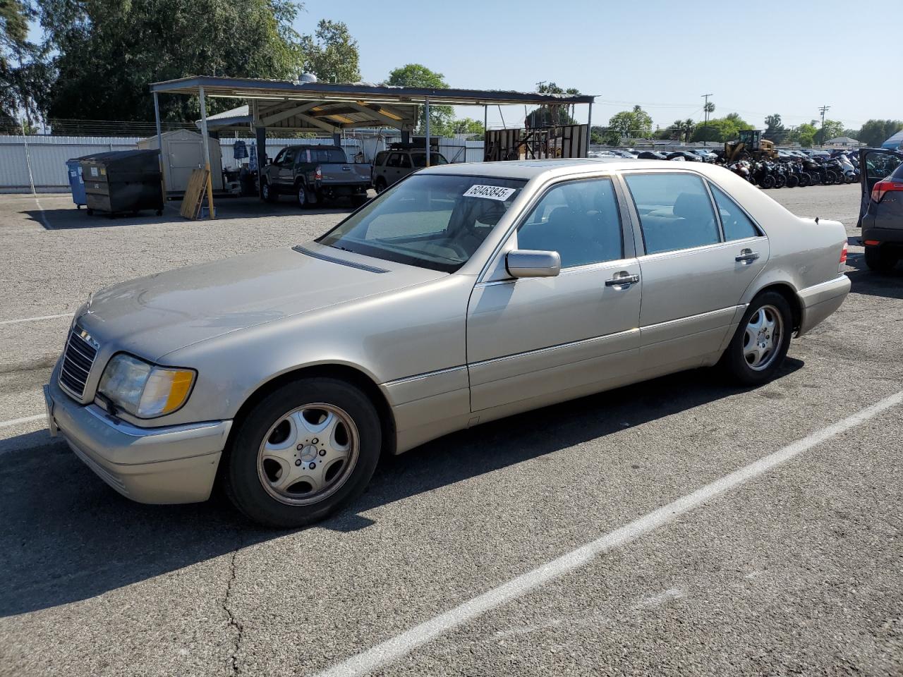 1997 Mercedes-Benz S 320, VIN WDBGA43E6VA327061 — Normal wear