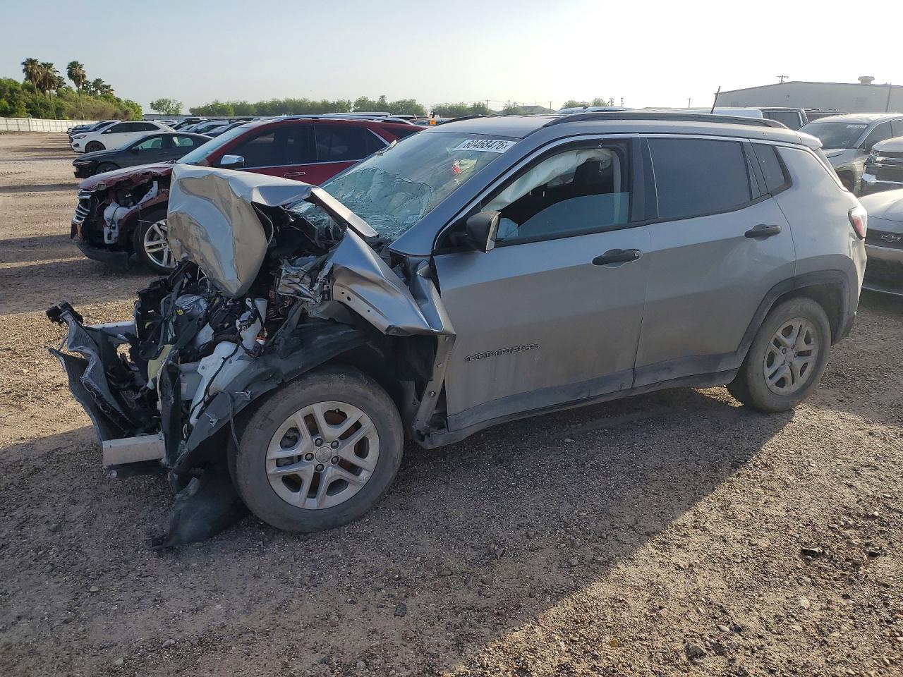 2021 Jeep Compass Sport, VIN 3C4NJCAB7MT560434 — Front end