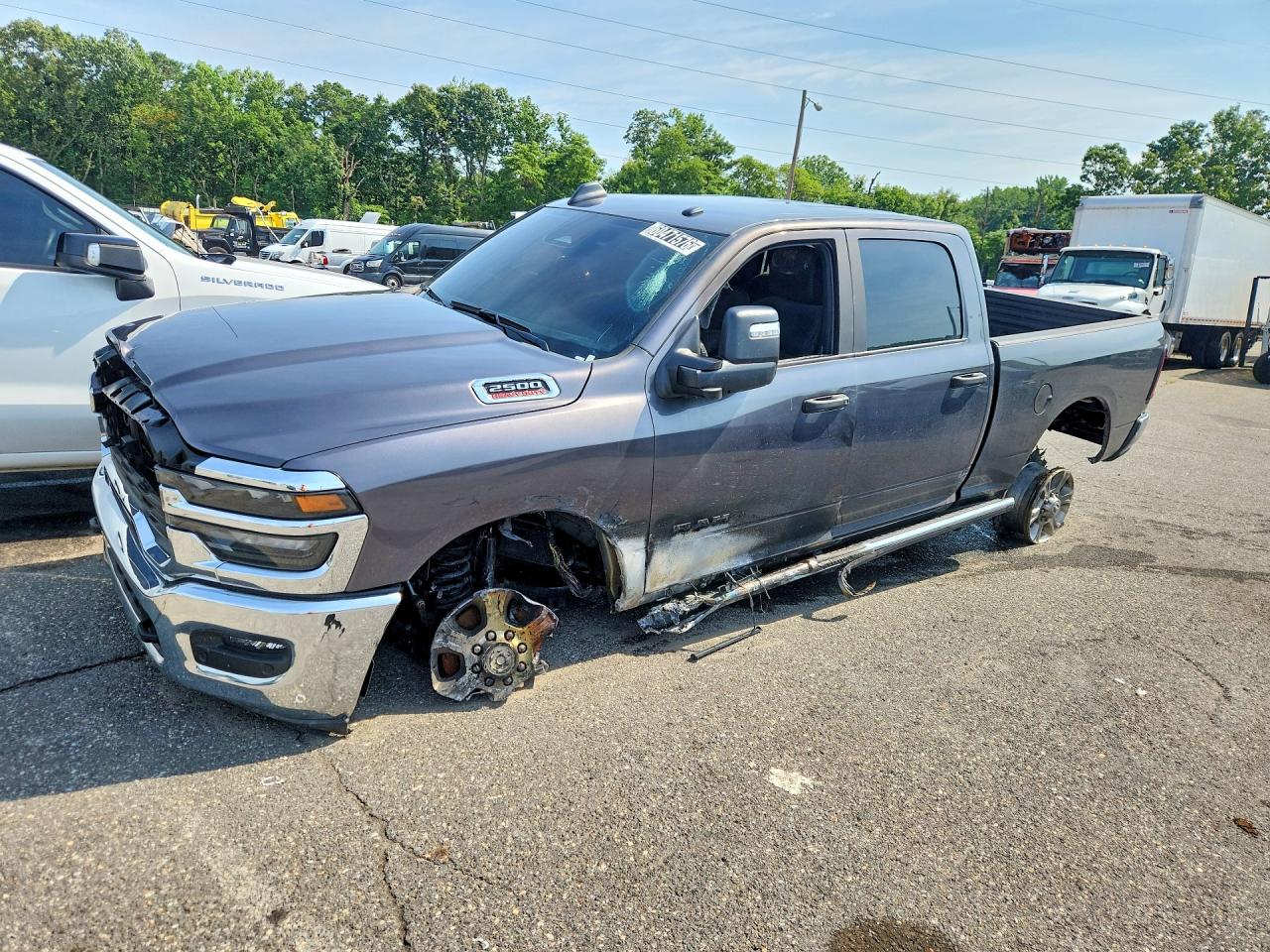 2025 Ram 2500 Big Horn, VIN 3C6UR5DJXSG566941 — Burn
