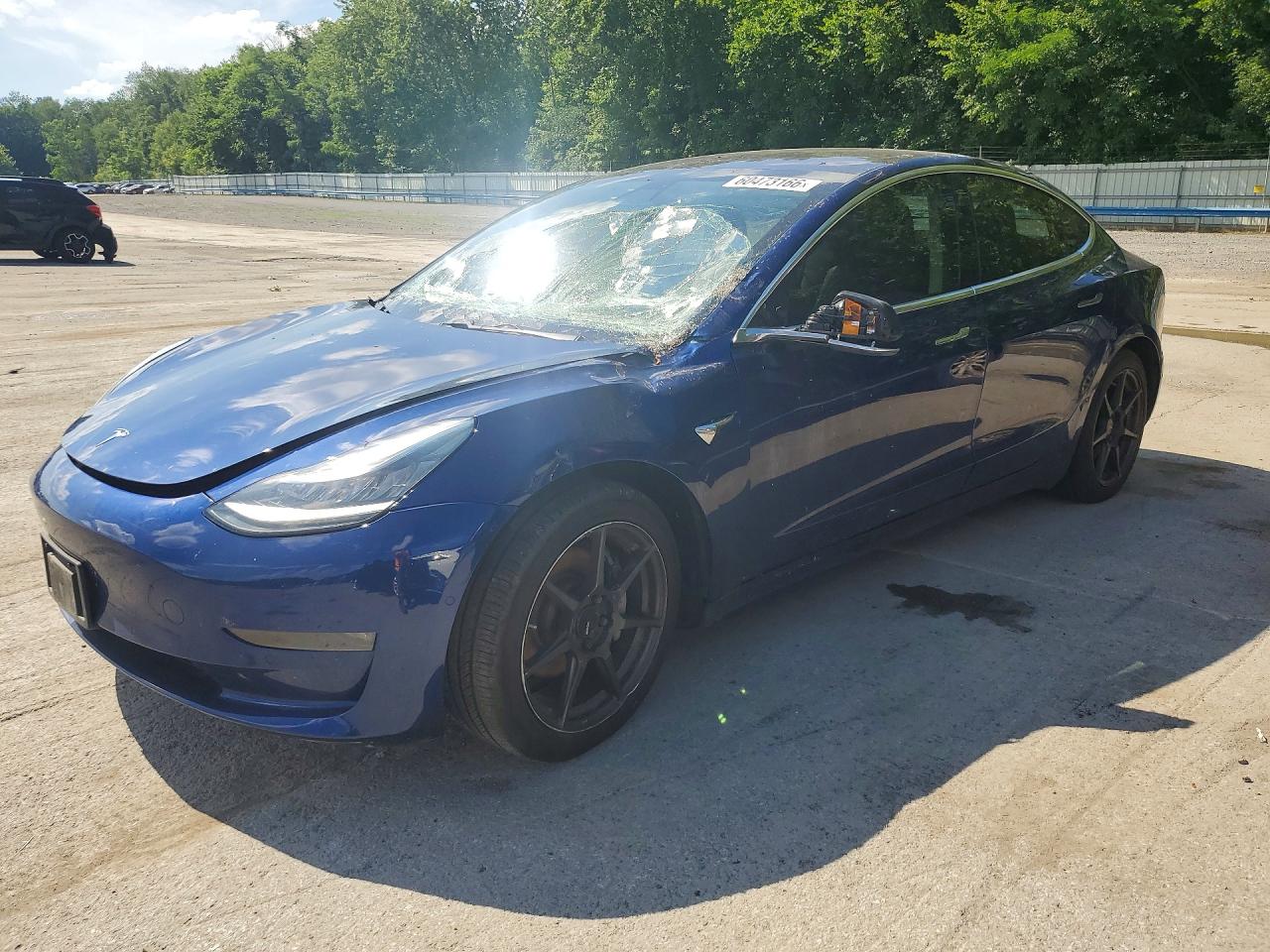 2018 Tesla Model 3 Long Range Battery, VIN 5YJ3E1EB7JF064358 — Front end