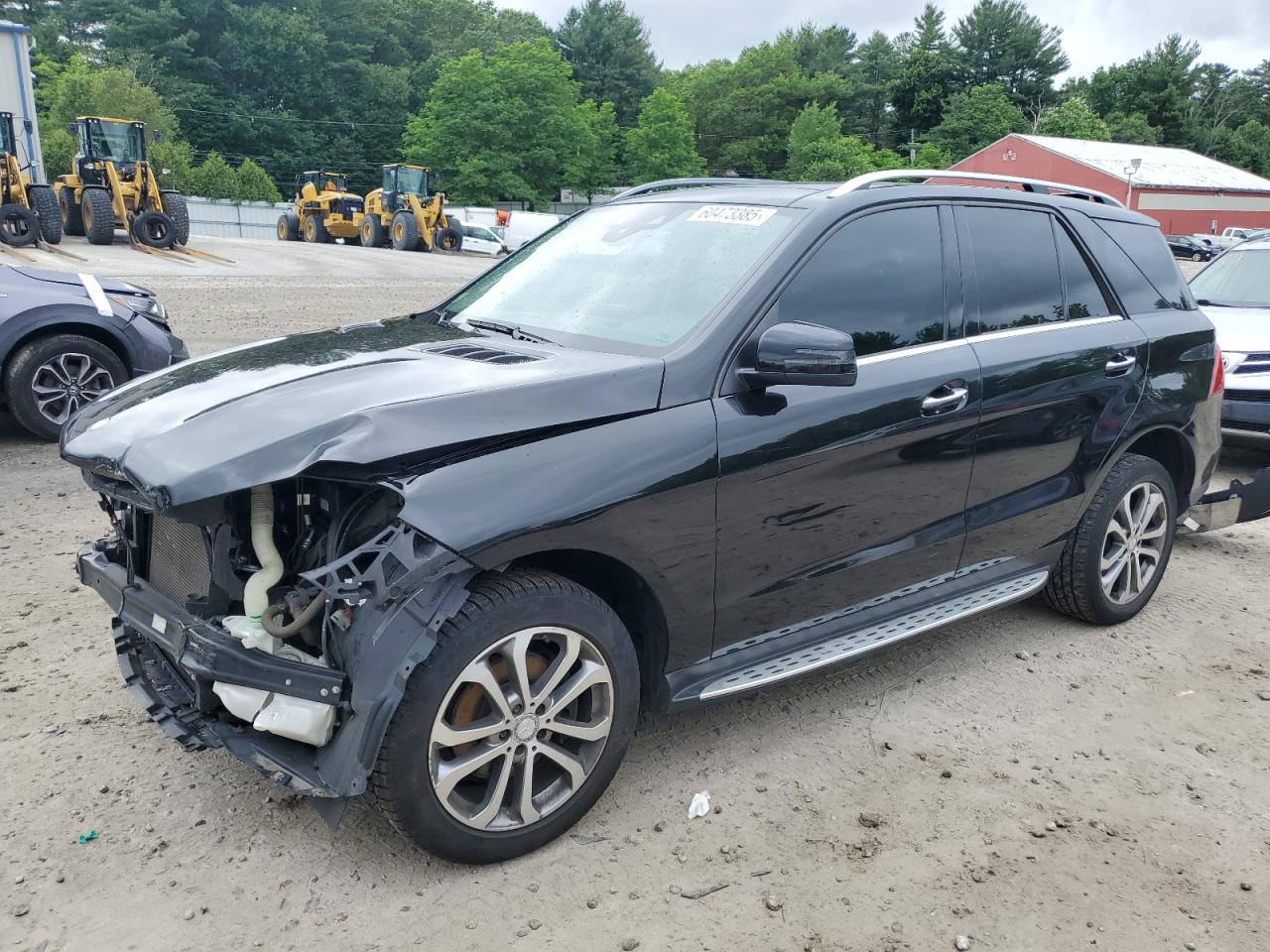 2016 Mercedes-Benz GLE 350, VIN 4JGDA5HB5GA626872 — Front end