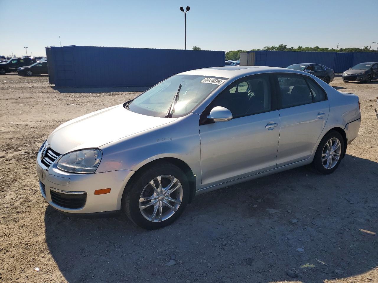 2010 Volkswagen Jetta SE, VIN 3VWRX7AJ9AM164488 — Rear end