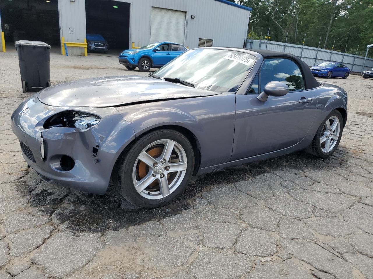 2006 Mazda MX-5 Miata Grand Touring, VIN JM1NC25FX60120239 — Front end