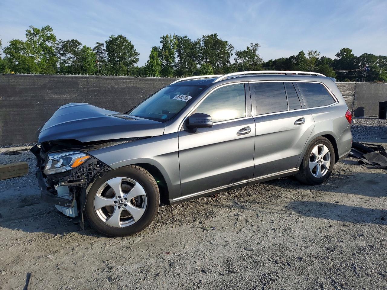 2018 Mercedes-Benz GLS 450, VIN 4JGDF6EE1JB056778 — Front end