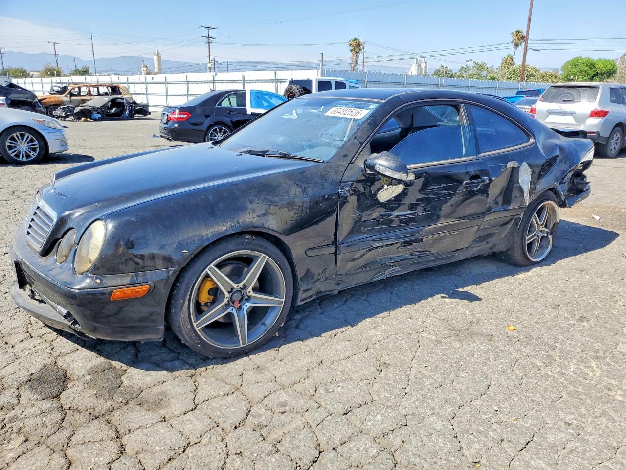 2002 Mercedes-Benz CLK 320/430, VIN WDBLJ70G92T111615 — Зад