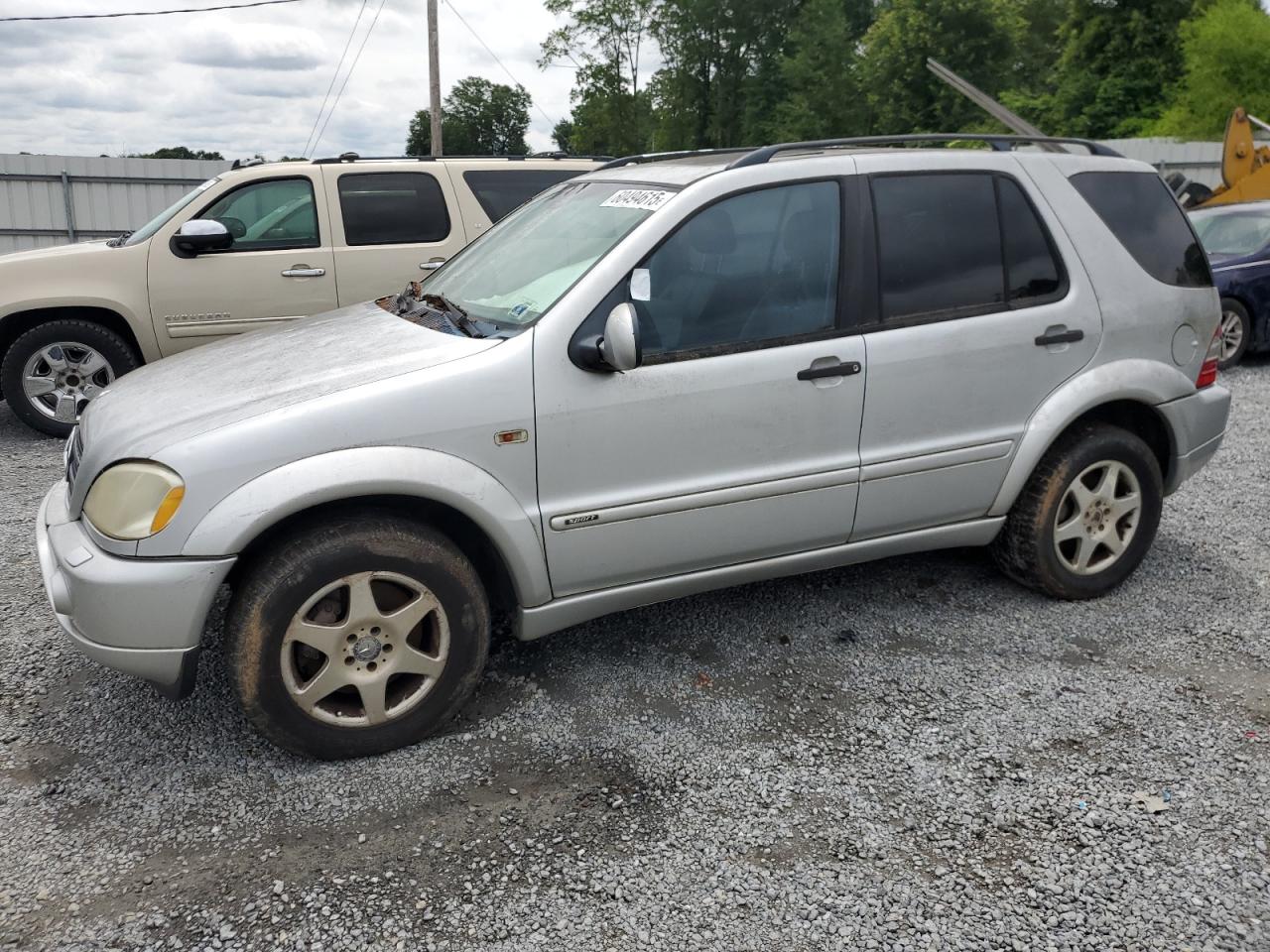 2001 Mercedes-Benz M 320/430/500, VIN 4JGAB72E71A282127 — Hail