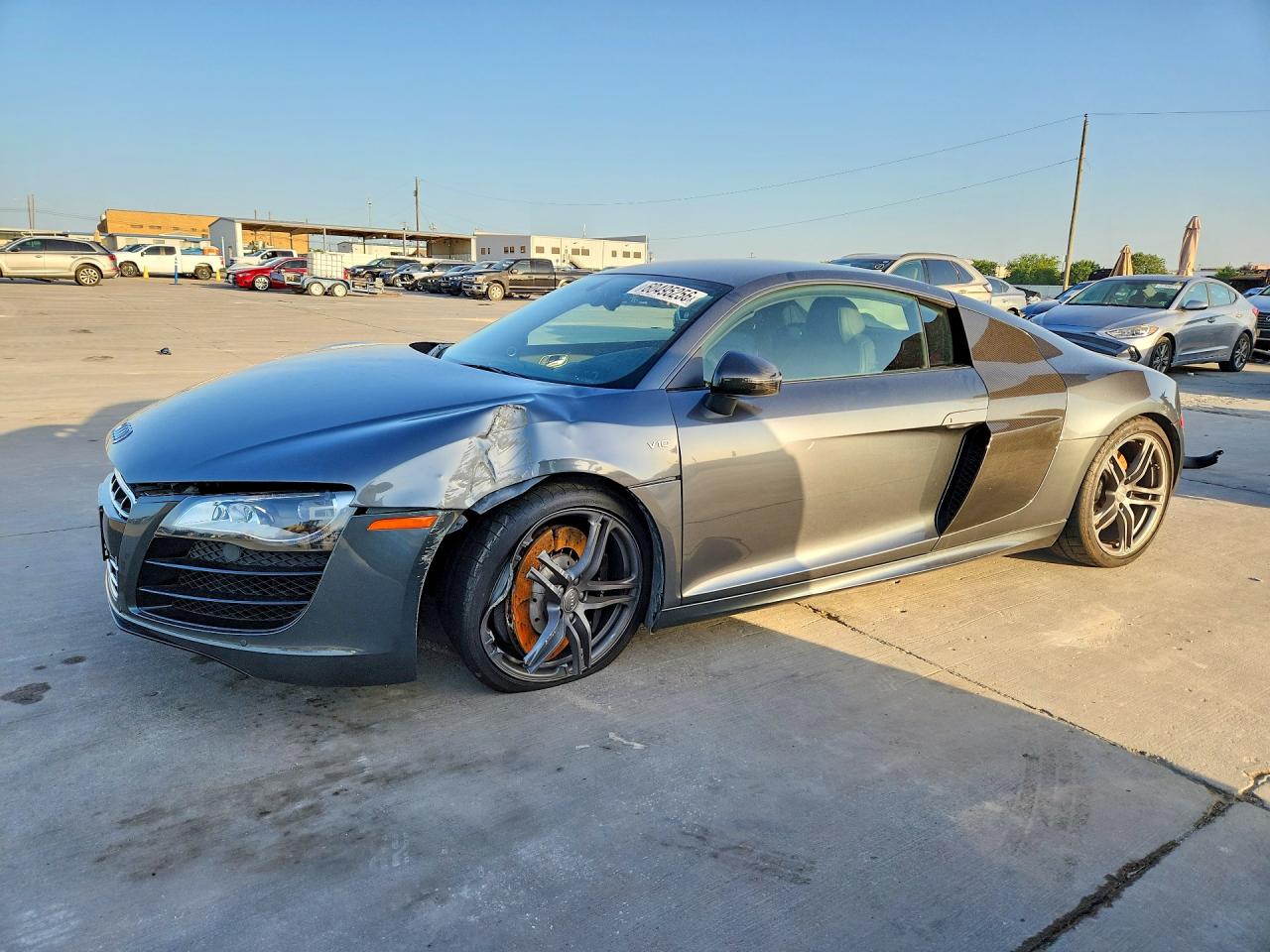 2012 Audi R8, VIN WUAGNAFG5CN001102 — Front end