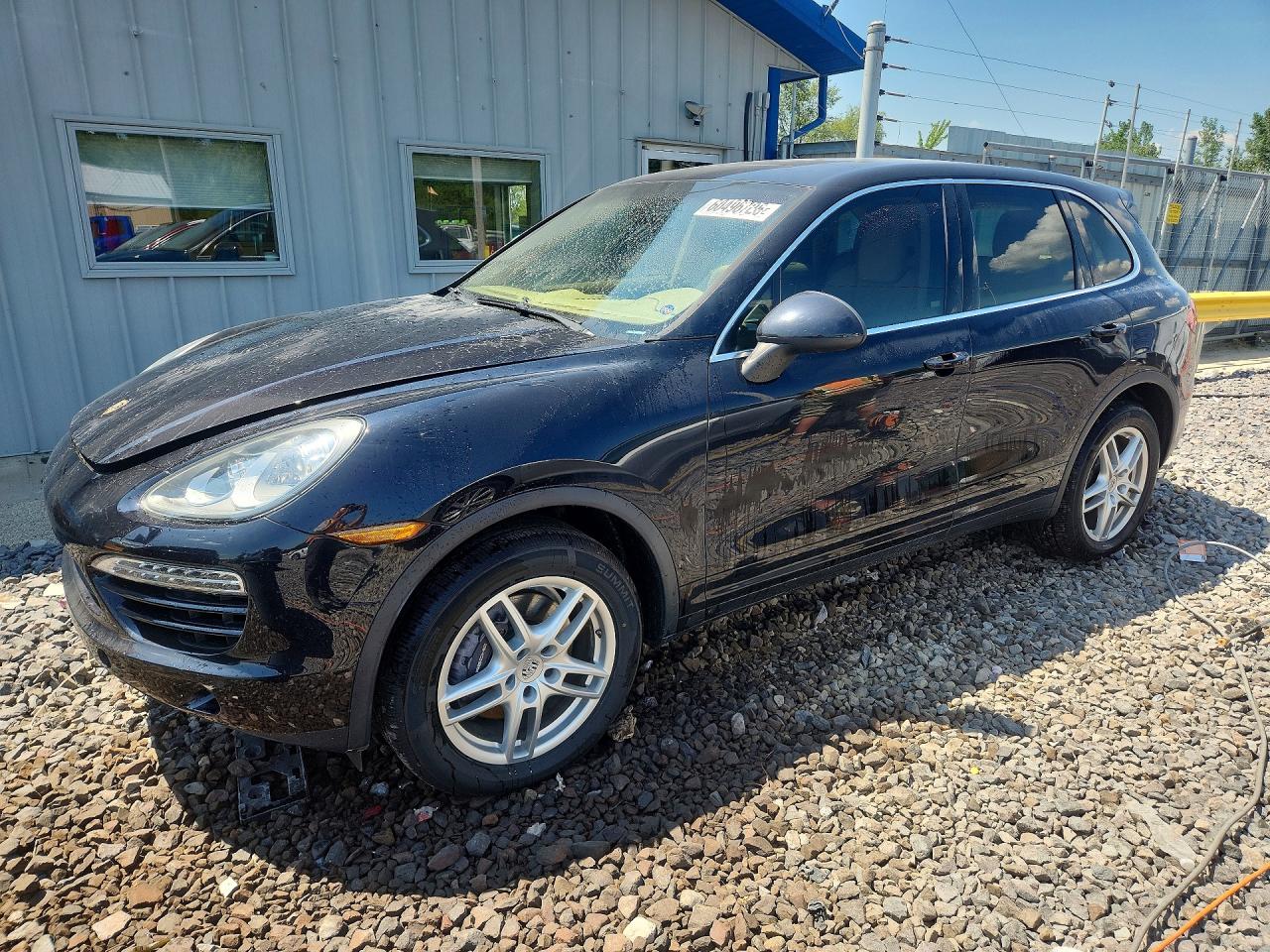 2013 Porsche Cayenne Diesel, VIN WP1AF2A26DLA37880 — Engine fire