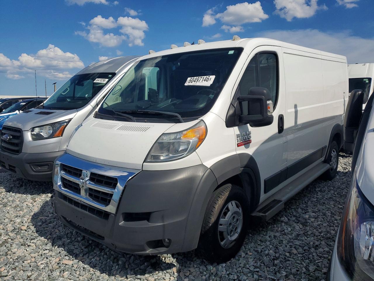 2017 Ram ProMaster Cargo, VIN 3C6TRVAG4HE525133 — Зад
