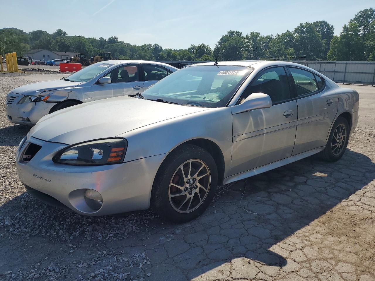 2004 Pontiac Grand Prix GTP, VIN 2G2WR544141293657 — Engine fire