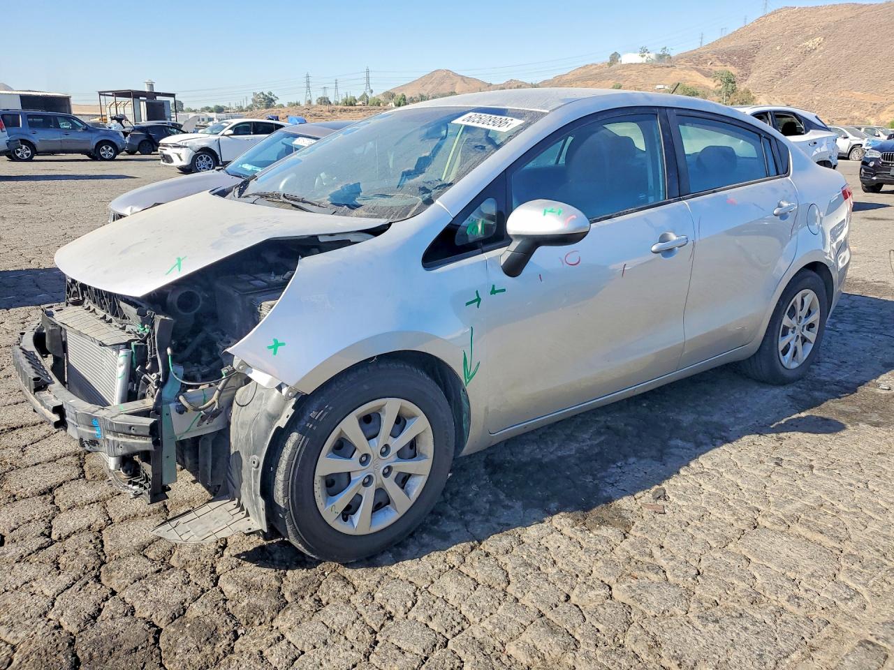 2017 Kia Rio LX, VIN KNADM4A34H6026841 — Перед