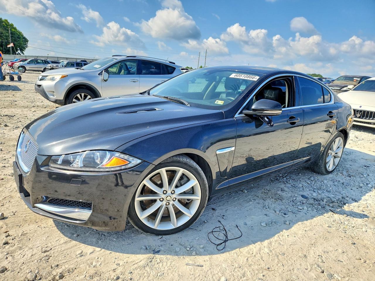 2015 Jaguar XF Supercharged, VIN SAJWA0HP7FMU48201 — Minor dents and scratches