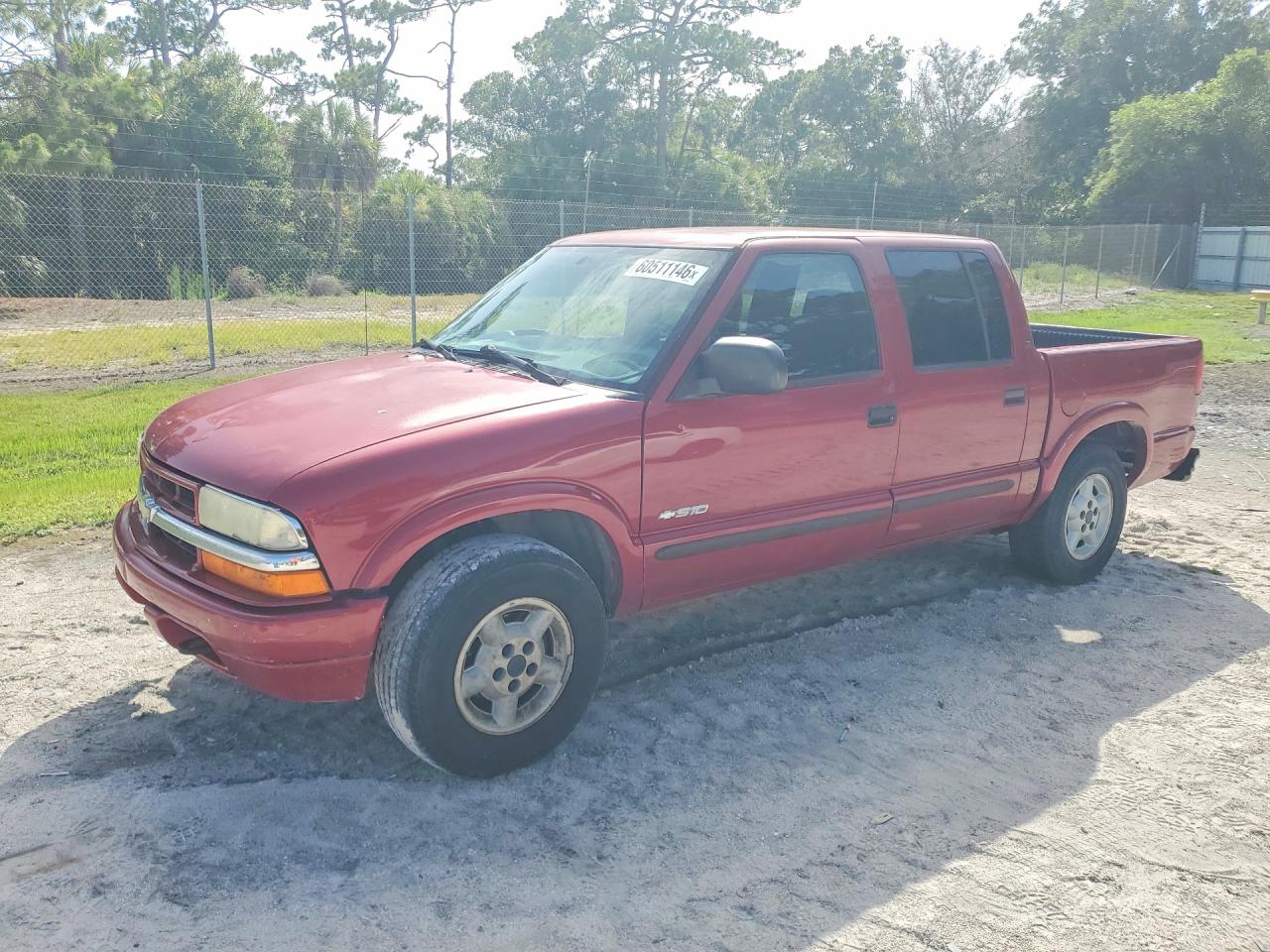 2004 Chevrolet S-10 LS, VIN 1GCDT13X84K102499 — Rear end