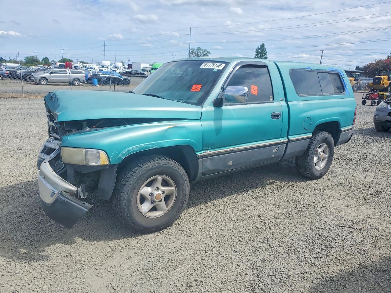 1997 Dodge 1500, VIN 1B7HC16Z5VJ510562 — Front end