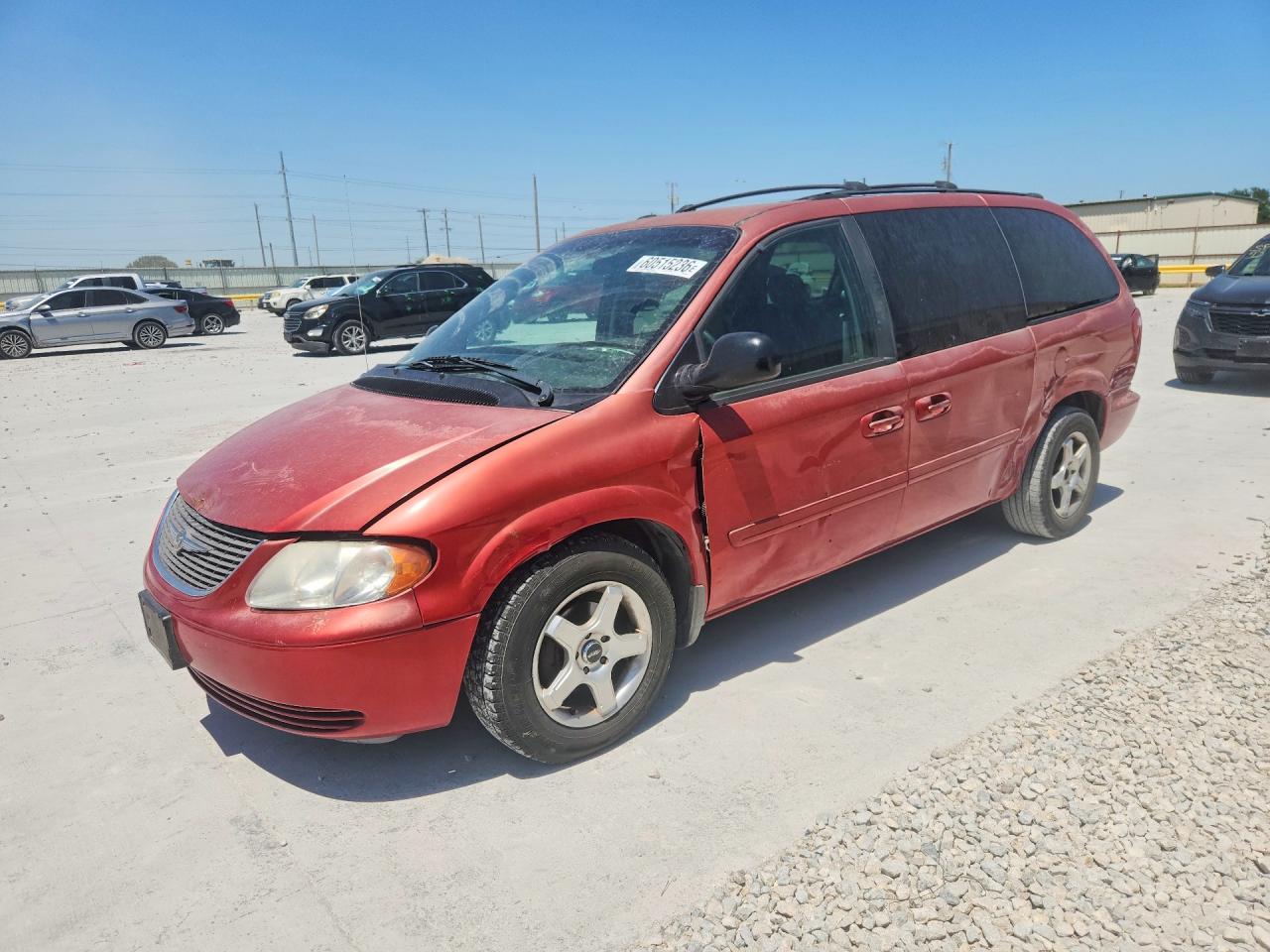 2004 Chrysler Town & Country LX, VIN 2C4GP44R64R540457 — Бок