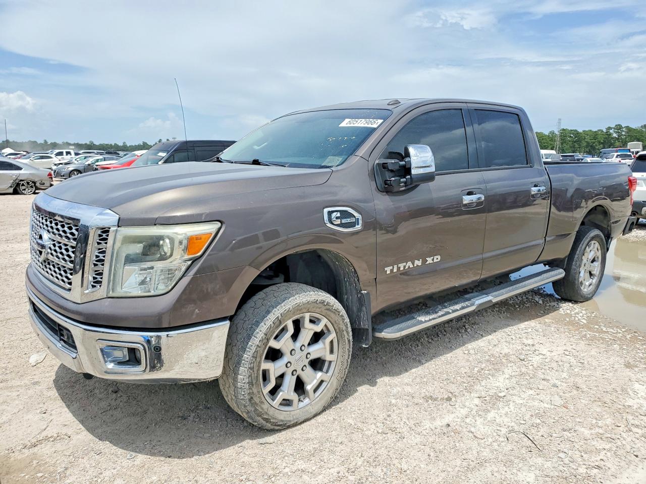 2016 Nissan Titan SV, VIN 1N6BA1F22GN509733 — Normal wear
