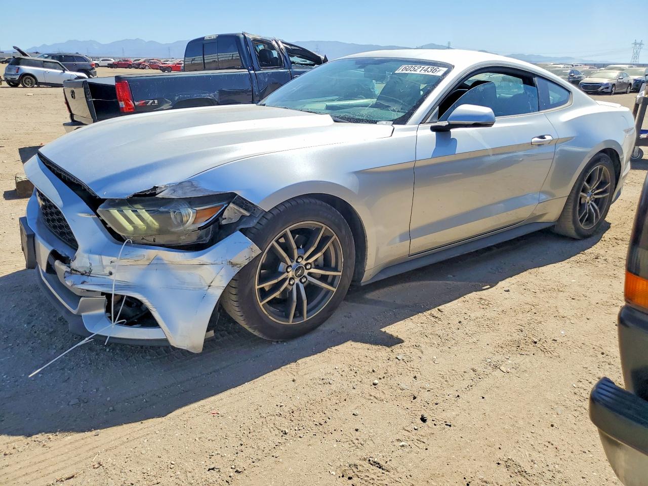 2017 Ford Mustang EcoBoost, VIN 1FA6P8THXH5225519 — Перед