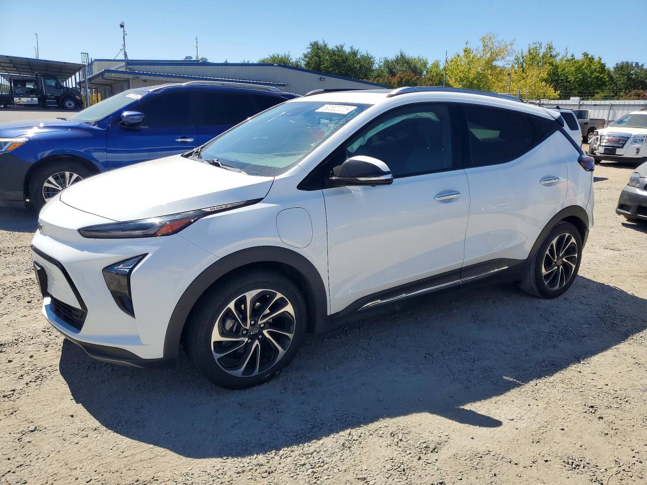 2022 Chevrolet Bolt EUV Premier, VIN 1G1FZ6S00N4109874 — Rear end
