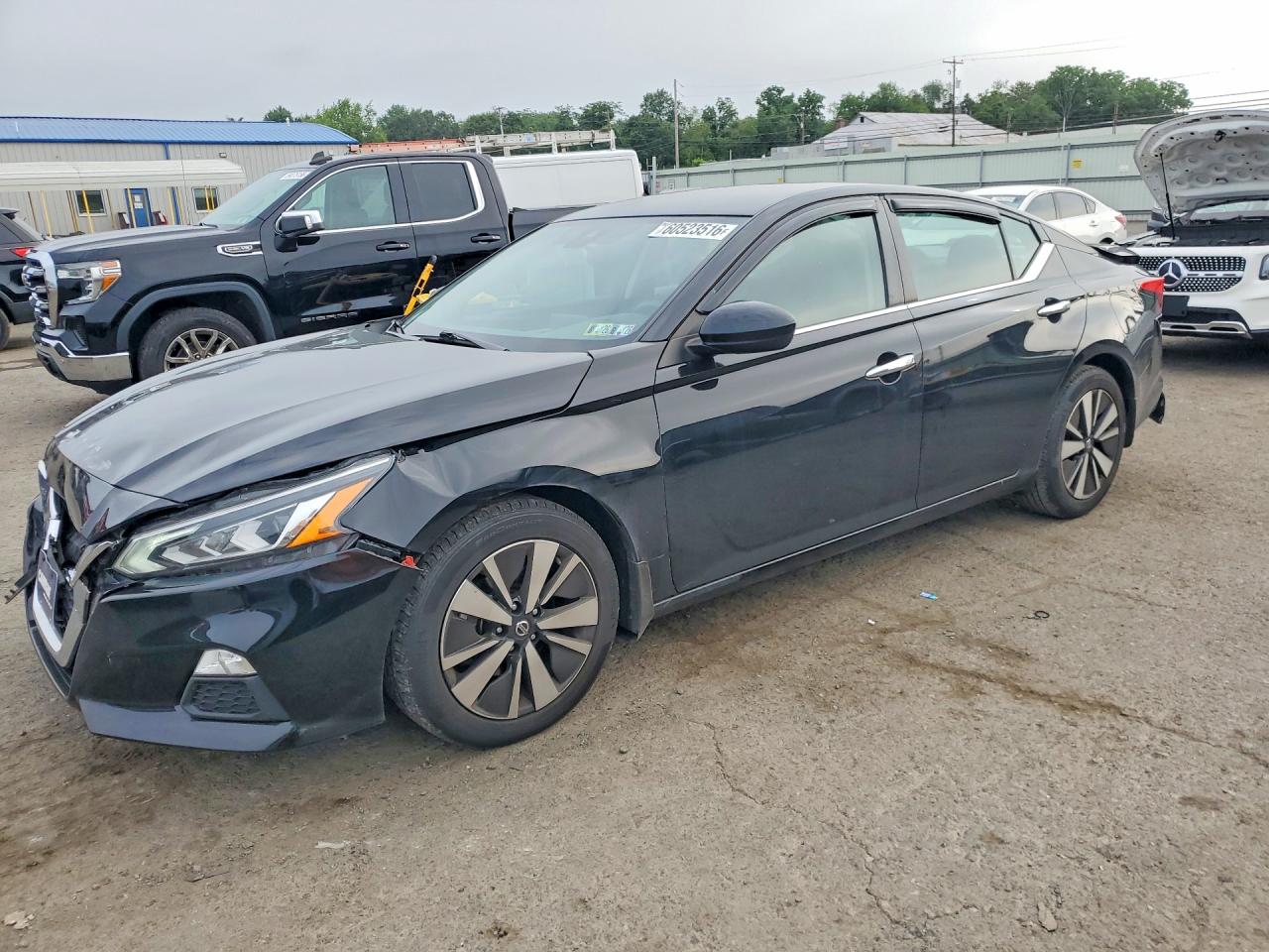 2022 Nissan Altima SV, VIN 1N4BL4DV0NN372712 — Rear end