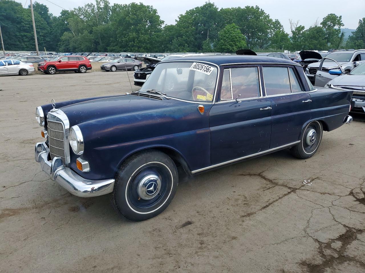 1965 Mercedes-Benz 190, VIN 1001010115239 — Minor dents and scratches