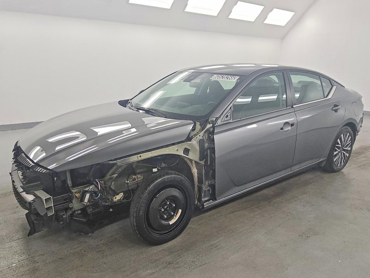 2026 Nissan Altima SV, VIN 1N4BL4DV9TN308357 — Front end