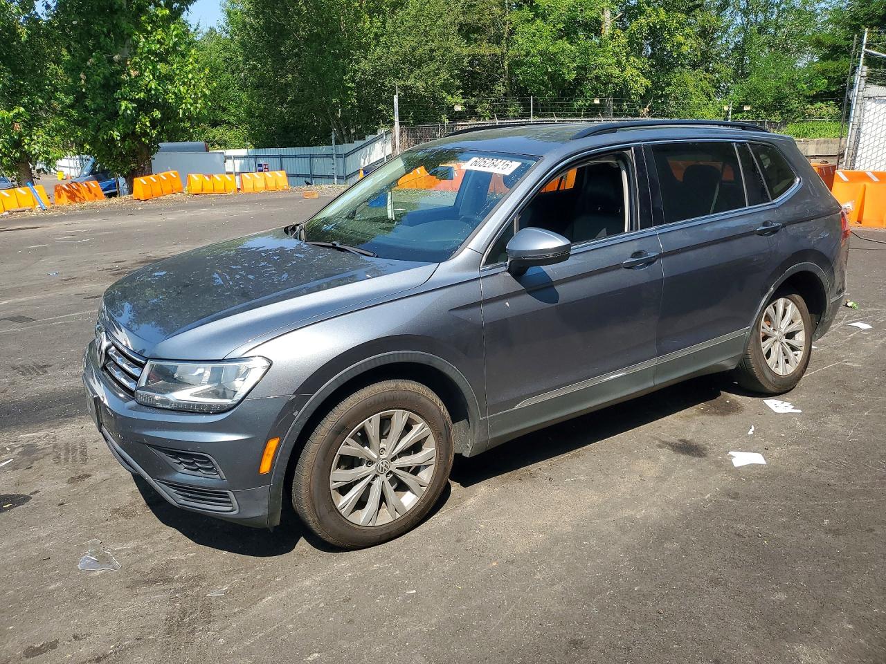 2018 Volkswagen Tiguan SEL, VIN 3VV3B7AX6JM131767 — Side