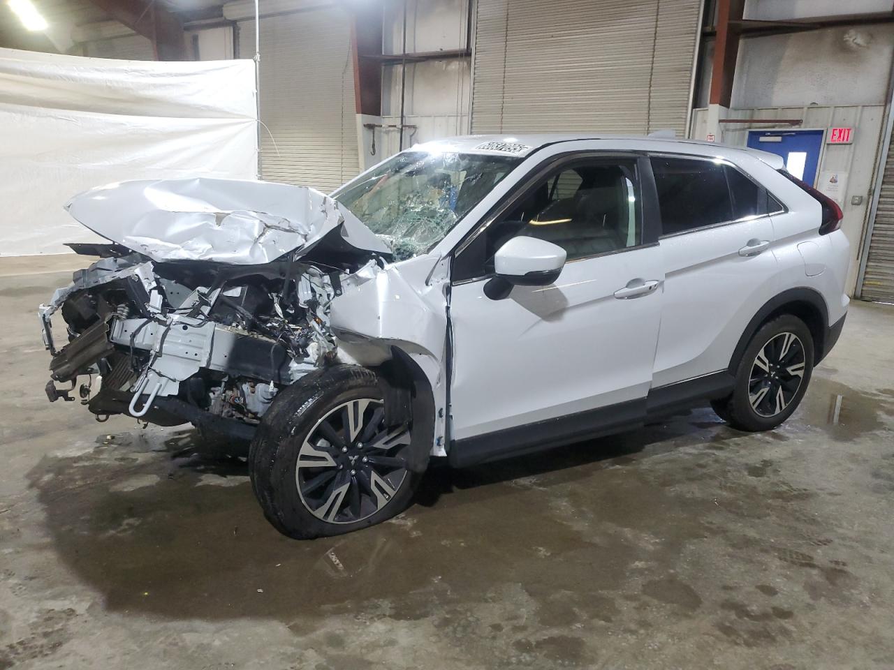 2024 Mitsubishi Eclipse Cross SE, VIN JA4ATWAA7RZ061595 — Auction photo