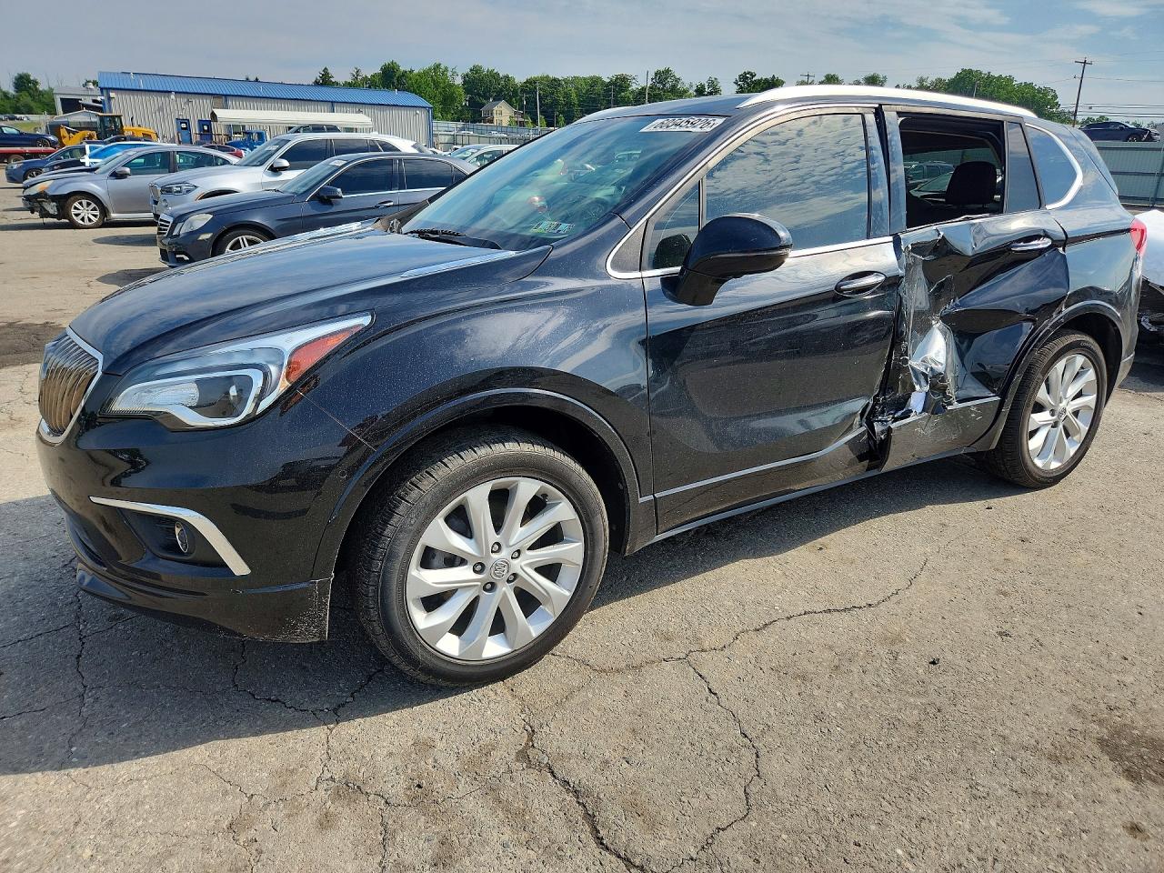 2018 Buick Envision Premium II, VIN LRBFX4SX6JD027378 — Бок