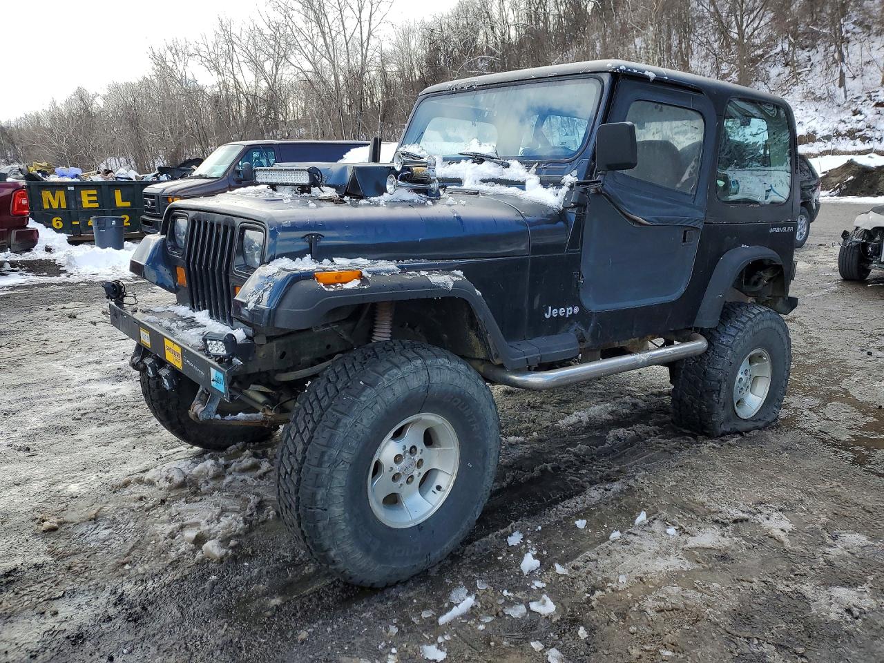 1987 Jeep Wrangler, VIN 2BCHV81J6HB519642 — Minor dents and scratches