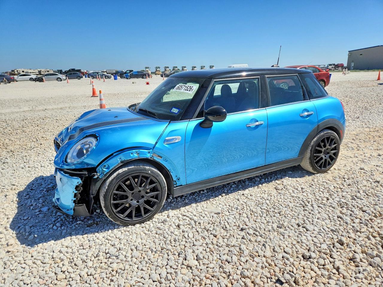 2017 MINI Hardtop 4 Door Cooper S, VIN WMWXU3C55H2D32642 — Front end