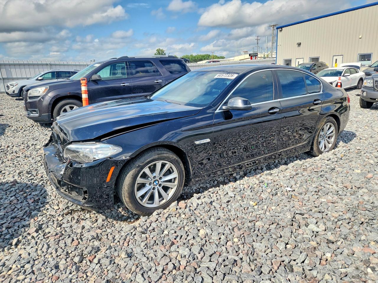 2014 BMW 5 Series 528i xDrive, VIN WBA5A7C54ED617739 — Front end