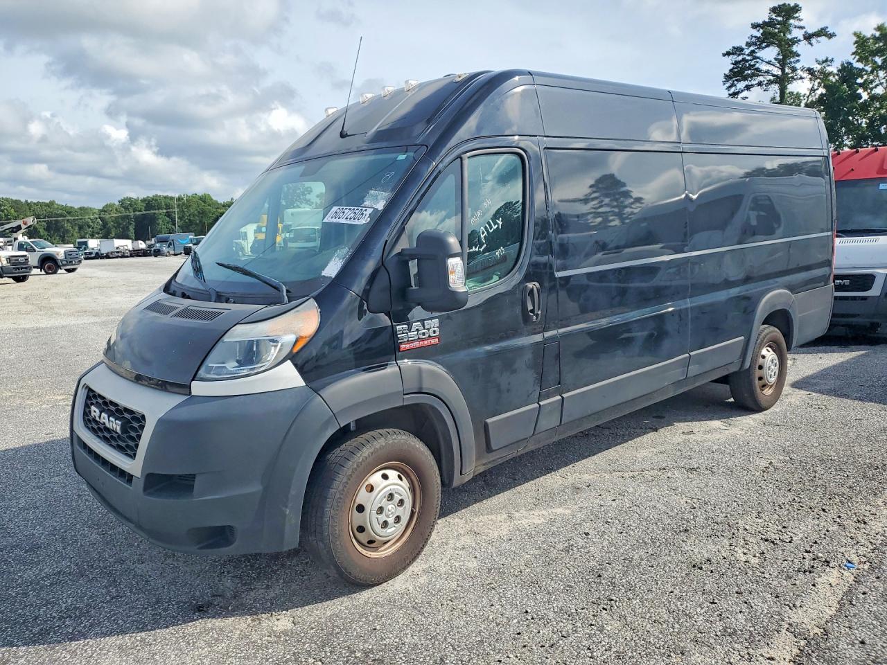 2021 Ram ProMaster Cargo, VIN 3C6MRVJG0ME588518 — Side