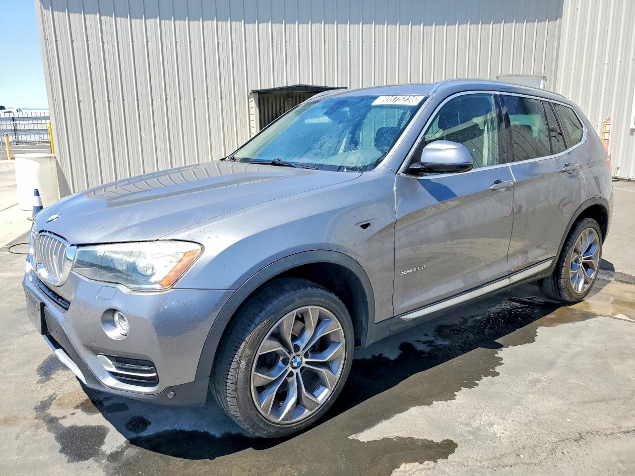 2015 BMW X3 xDrive28d, VIN 5UXWY3C59F0N86569 — Minor dents and scratches