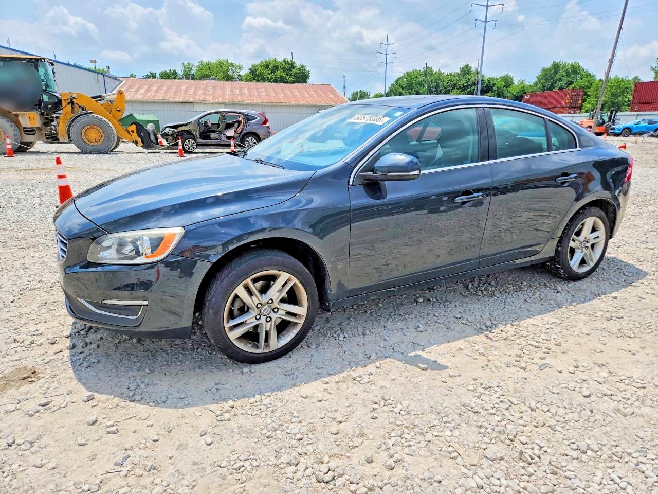 2015 Volvo S60 T5 Drive-E Premier, VIN YV140MFB9F2316165 — Front end